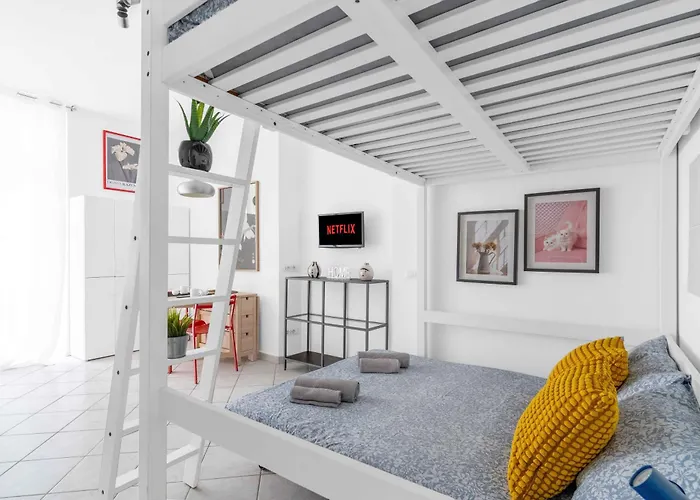 Le16 - Duomo-loreto - - Modern Apartment